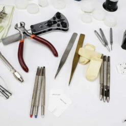 The Fundamental Watch Tool Kit -Watch Screwdrivers Store watchmakers tool kit 99.598photo3 09567.1658723465