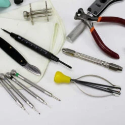 The Fundamental Watch Tool Kit -Watch Screwdrivers Store watchmakers tool kit 99.598photo4 96492.1658723465