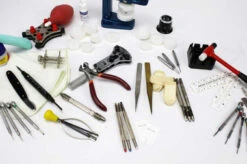 The Fundamental Watch Tool Kit -Watch Screwdrivers Store watchmakers tool kit 99.598photo8 15527.1658723465